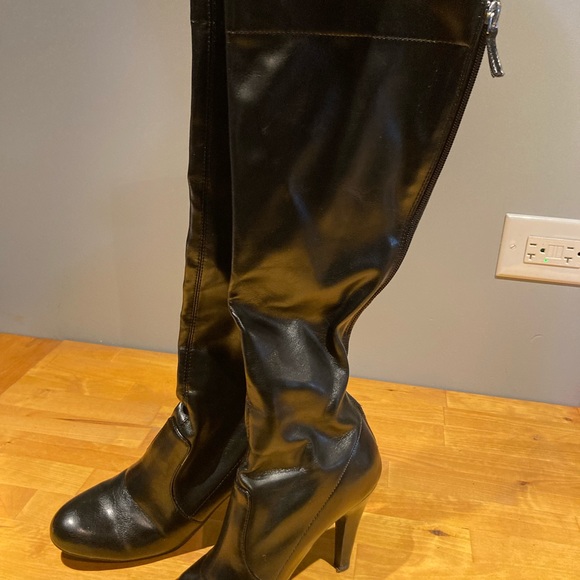 Franco Sarto Womens Knee High Boots Heels Shoes Size 7 Black Pull on Round Toe - Picture 1 of 7